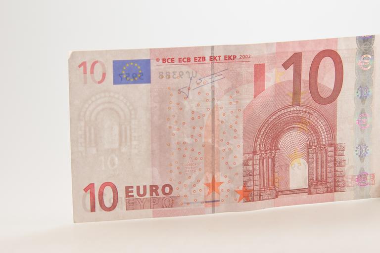 Když se peněz nedostává